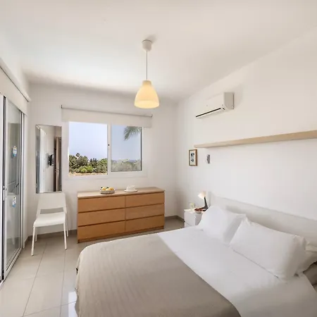 别墅 Flouressia Gardens *