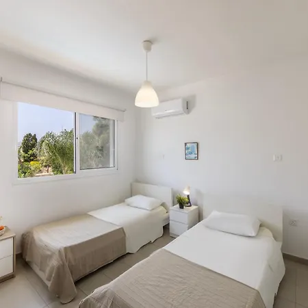 Flouressia Gardens 别墅 普罗塔拉斯