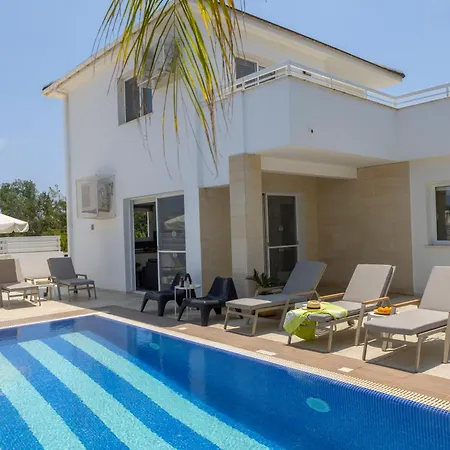 Villa Flouressia Gardens Protaras