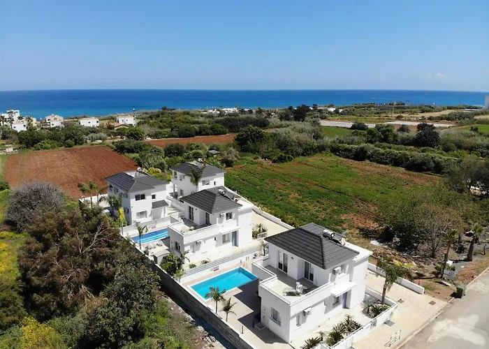 Flouressia Gardens * Protaras