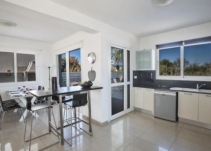 Villa Flouressia Gardens *