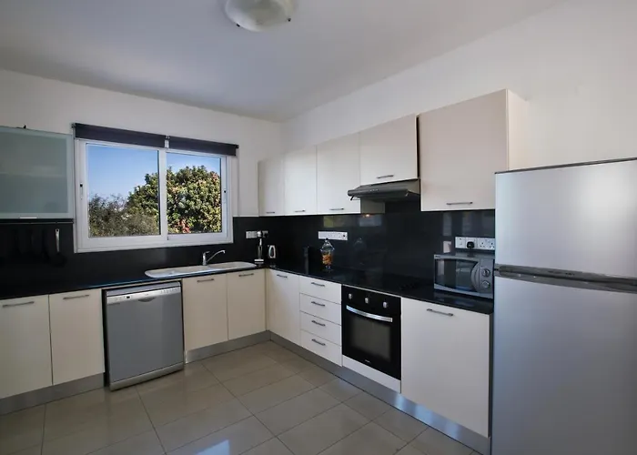 Villa Flouressia Gardens Protaras