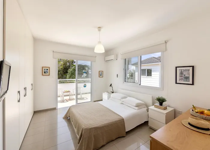 Flouressia Gardens * Protaras